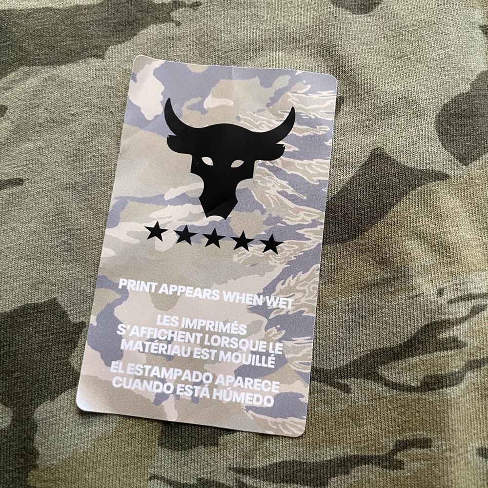 Men's Project Rock Veterans Day Show Camo T-Shirt - Picture 5 of 10